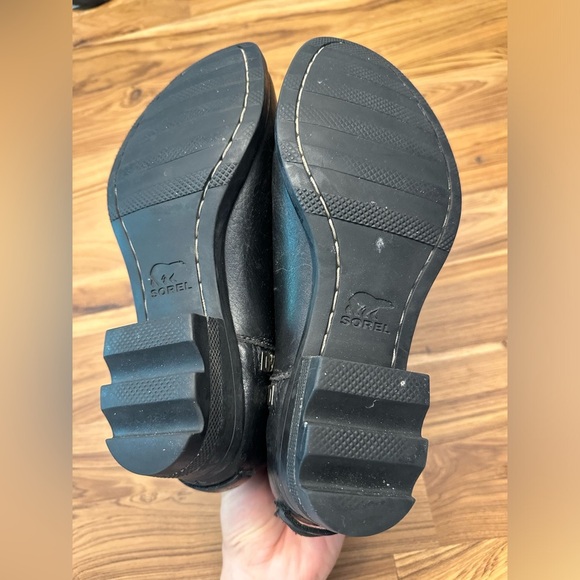 SOREL Women’s Danica Short Weatherproof Boot size 7.5. Women’s - Picture 9 of 10